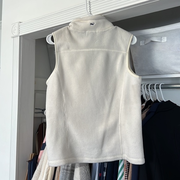 Vineyard vines fleece vest - Picture 3 of 4